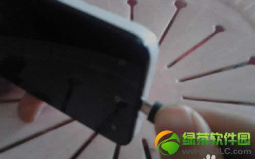 小米手机后盖怎么打开?小米手机通用打开后盖方法汇总3