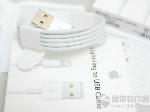 iPhone5/iPad4数据线真假辨别方法1