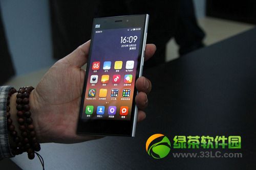 金立e7和小米3哪个好?金立elife e7和小米3对比评测1