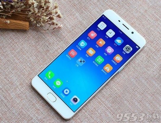魅蓝5和一加3哪个好_魅蓝5和一加3手机对比评测