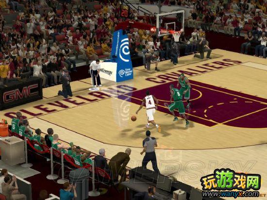 《nba2k12》暴力空接流防守反击打法