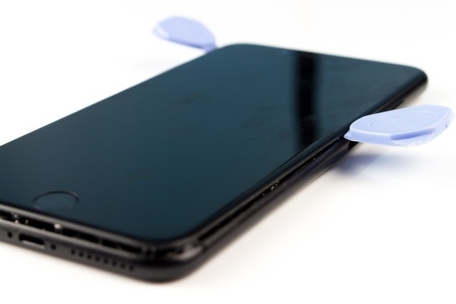 iPhone7 Plus后盖怎么打开_iPhone7 Plus拆后盖图文教程