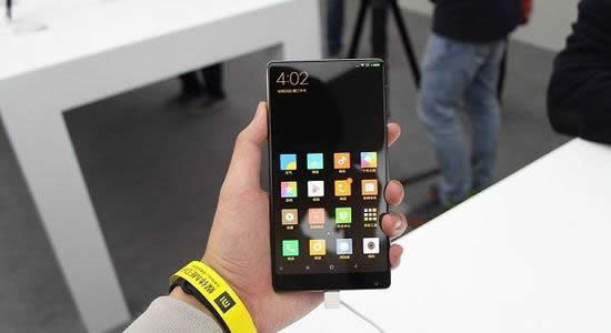 小米MIX已被黄牛炒至3万+:超越iPhone 7 Plus亮黑