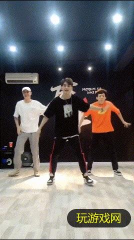 抖音我怎么这么好看魔性舞蹈_抖音我怎么这么好看魔性舞蹈教程