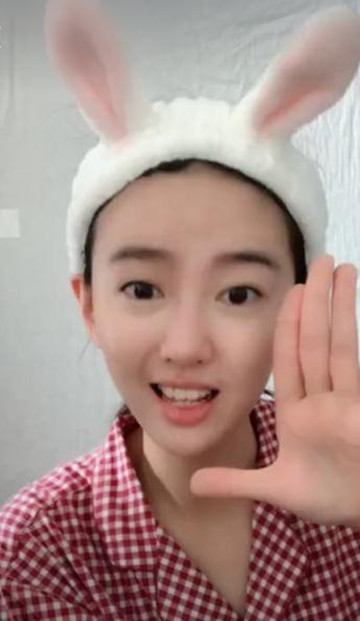 抖音海豚女神是谁_抖音海豚女神个人资料分享
