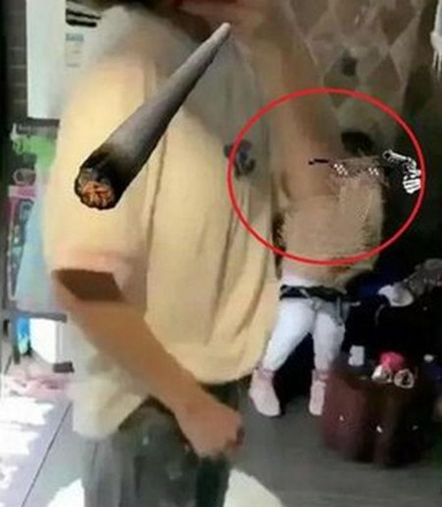 抖音闺蜜门事件是怎么回事是真的吗_抖音闺蜜门